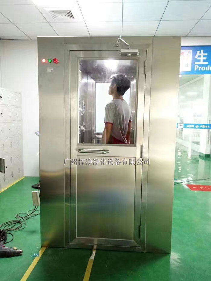 不同體型的人員在風(fēng)淋室中的停留時(shí)間也會有所不同